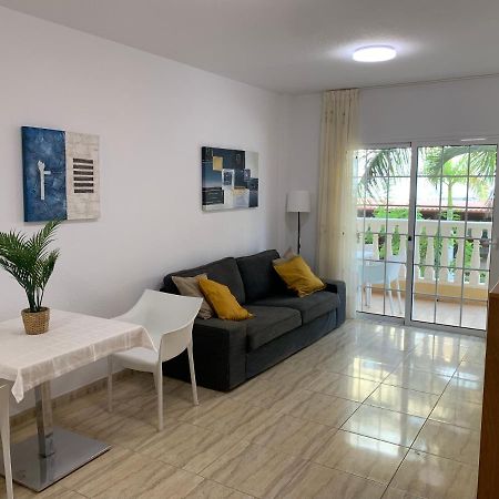 Apartamento Primavera Arona  Esterno foto