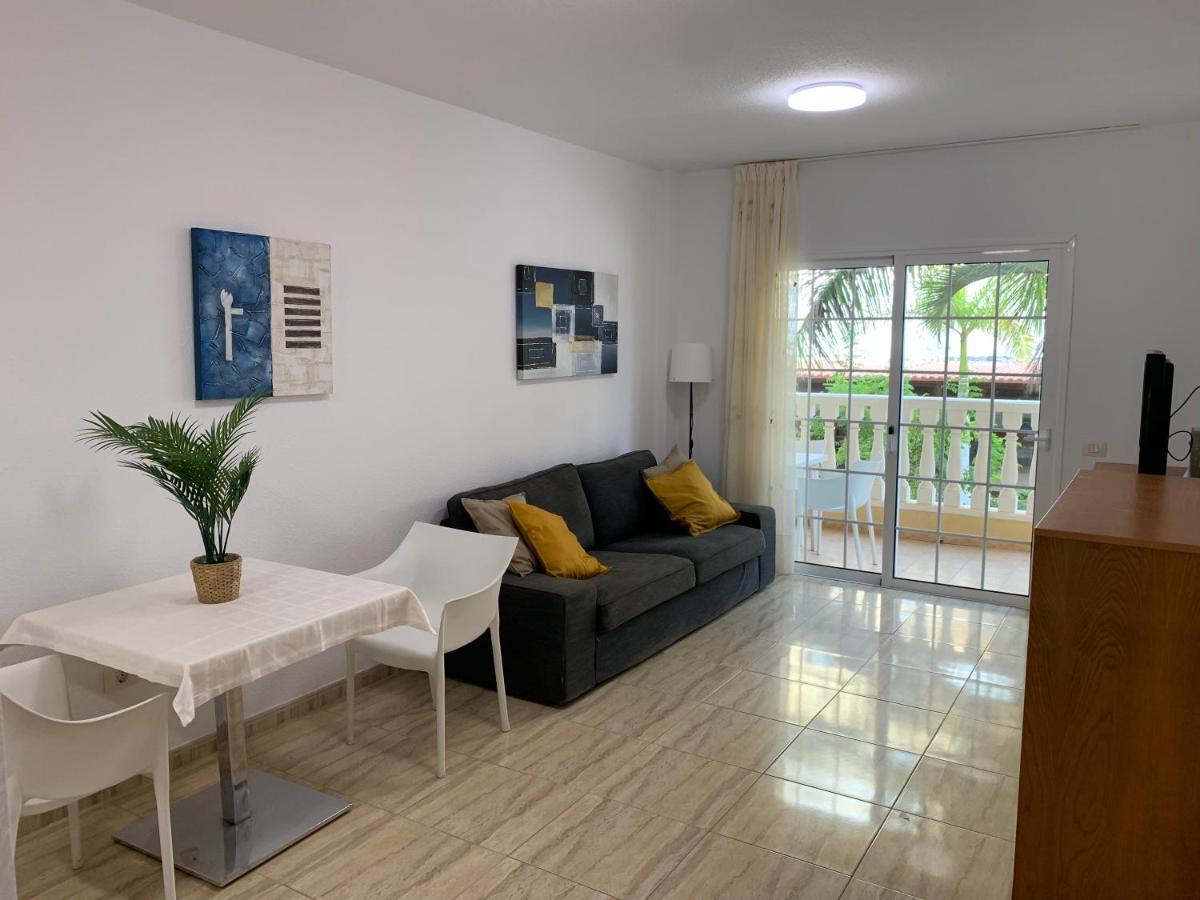 Apartamento Primavera Arona  Esterno foto